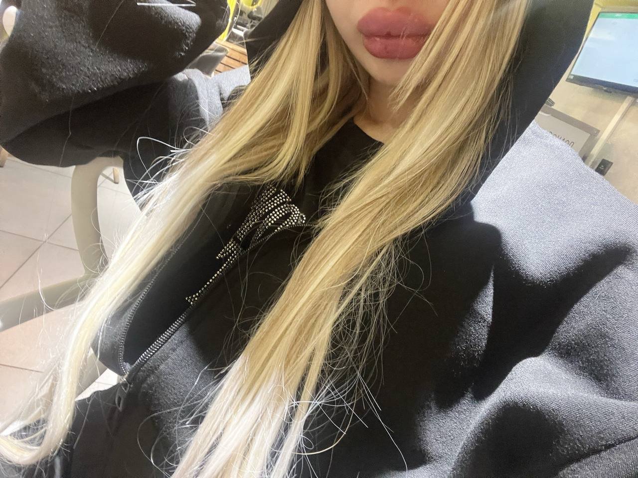 Pouty Bimbo Slut #Pk0l7N7W