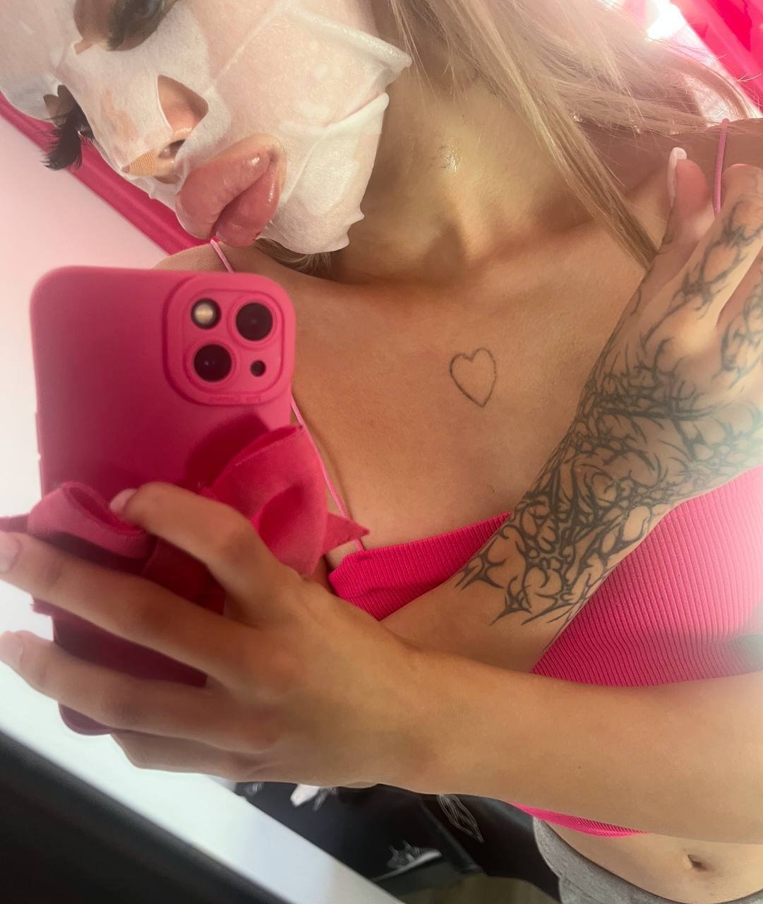 Pouty Bimbo Slut #tZc3HyVC